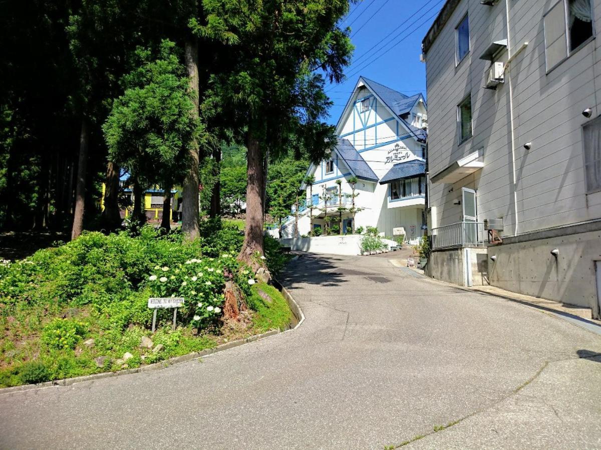 Allumeur Minamiuonuma Buitenkant foto